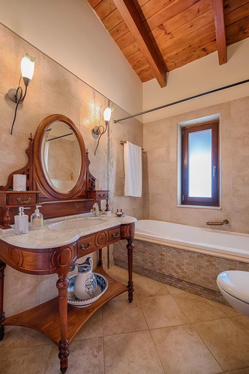 Villa Russelia Kalavárda المظهر الخارجي الصورة