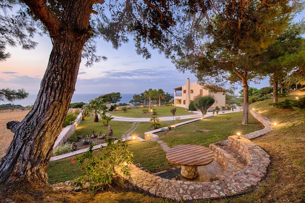 Villa Russelia Kalavárda المظهر الخارجي الصورة
