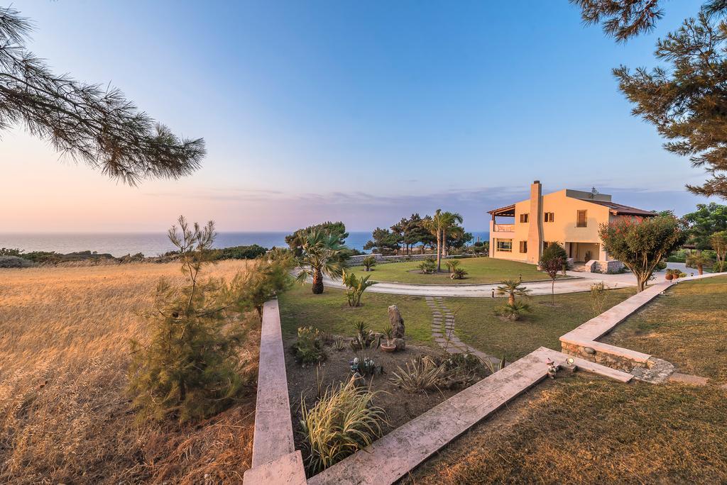 Villa Russelia Kalavárda المظهر الخارجي الصورة